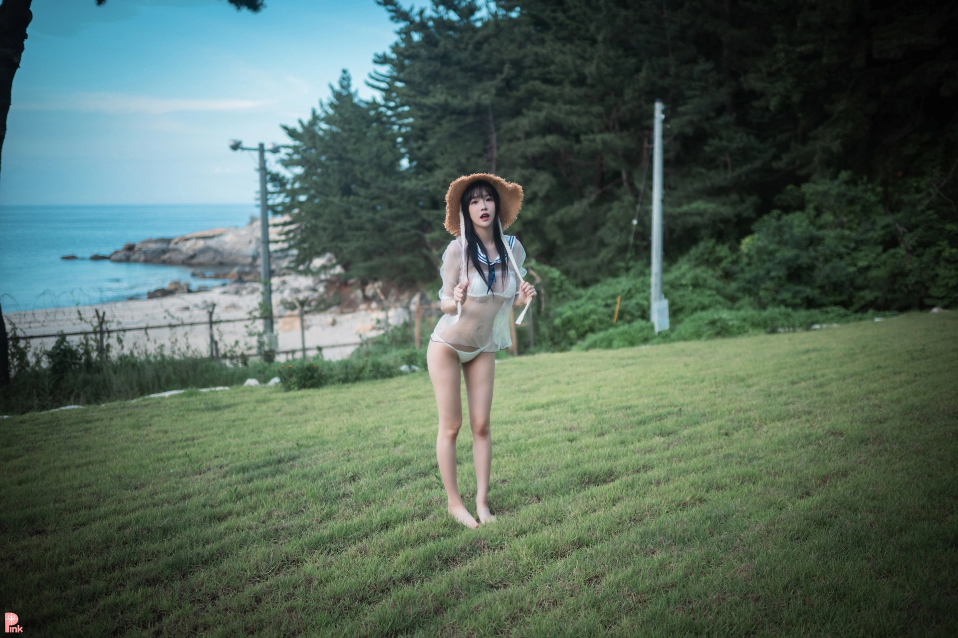 031.PINK- Lee Ahrin - Bikini Day 2